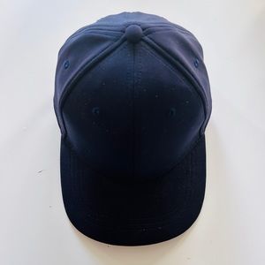 Lululemon Baseball Cap in Navy. Women’s, Adjustable. Like new.
